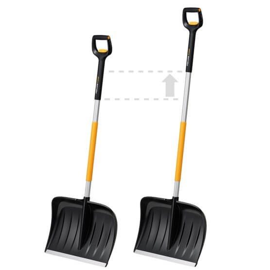 Скрепер для снега телескопический Fiskars X-series (1057189)