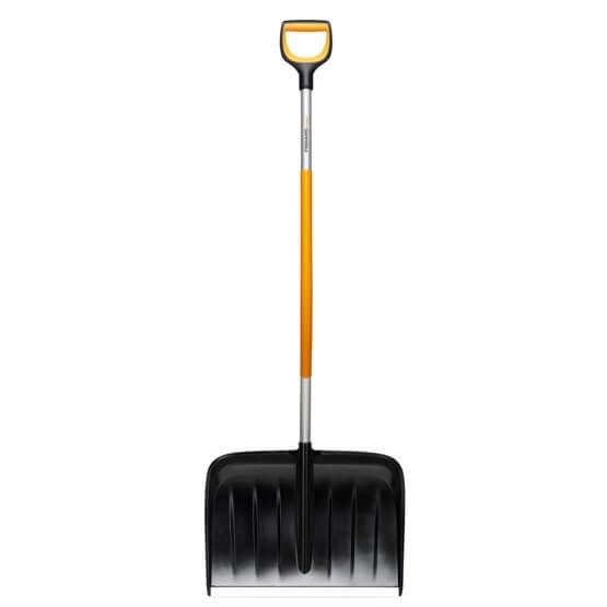 Скрепер для снега выгнутый Fiskars X-series (1057186)
