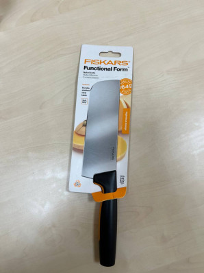 Нож Nakiri Fiskars Functional Form 1057537_U (уценка)