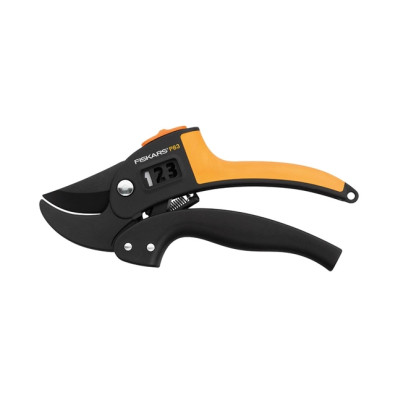 Секатор контактный с храповым мезанизмом Fiskars PowerStep P83 (1000575)