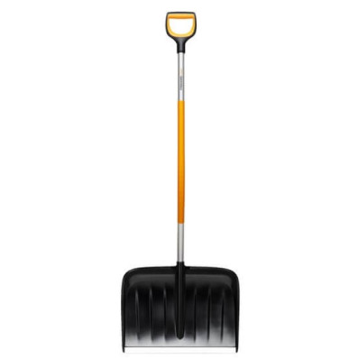 Скрепер для снега выгнутый Fiskars X-series (1057186)
